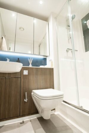 Urban Hub Students Accommodations studio interior - 9