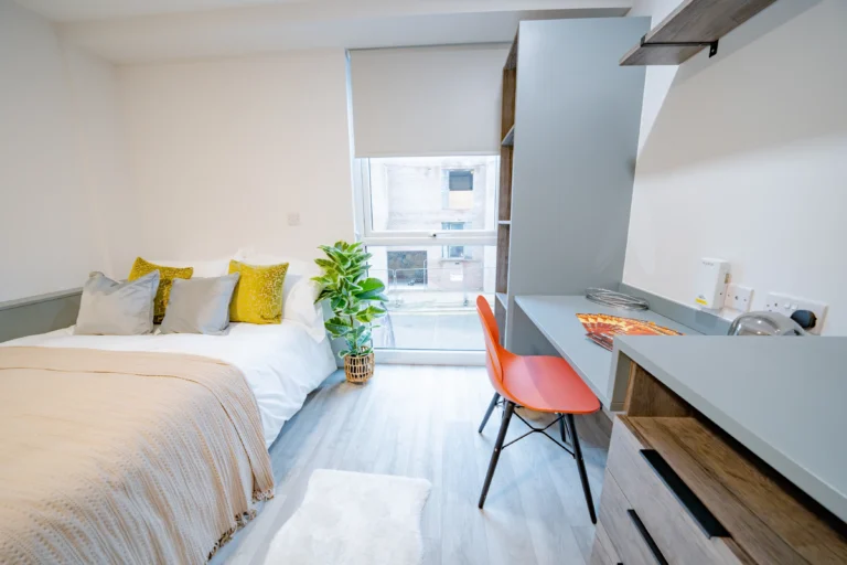 Silver studio - Urban Hub (2)